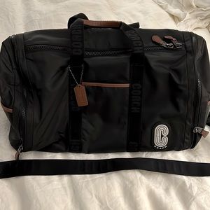 NEW! Mens Coach gym Bag! Perfect Condition, only carried a few times!!!